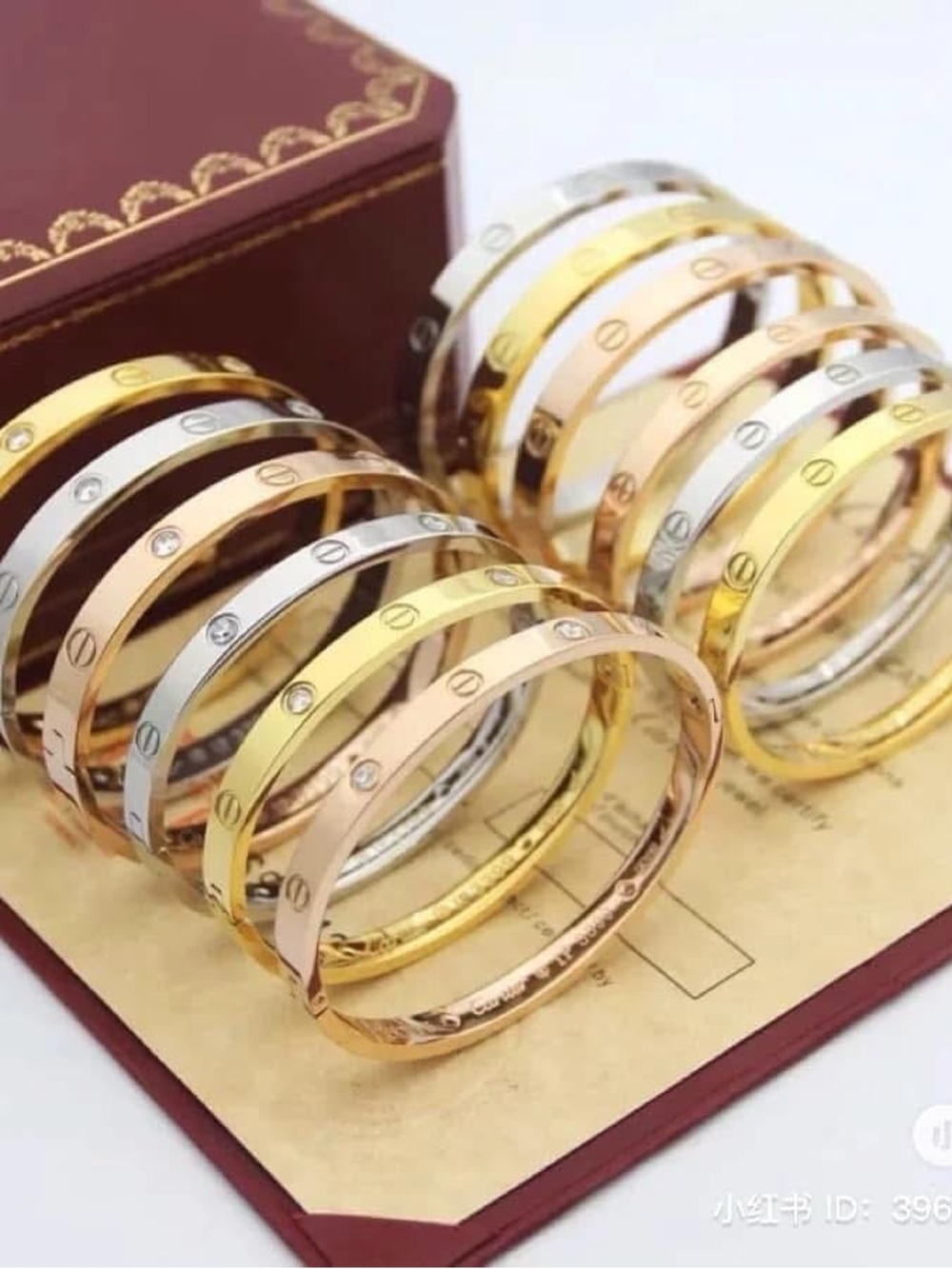 Elegant Tri-Color Screw Motif Bangle Bracelet - Gold, Rose Gold & Silver